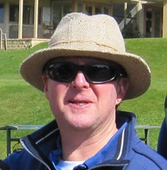 BIT 10 - Mins hat -2.jpg