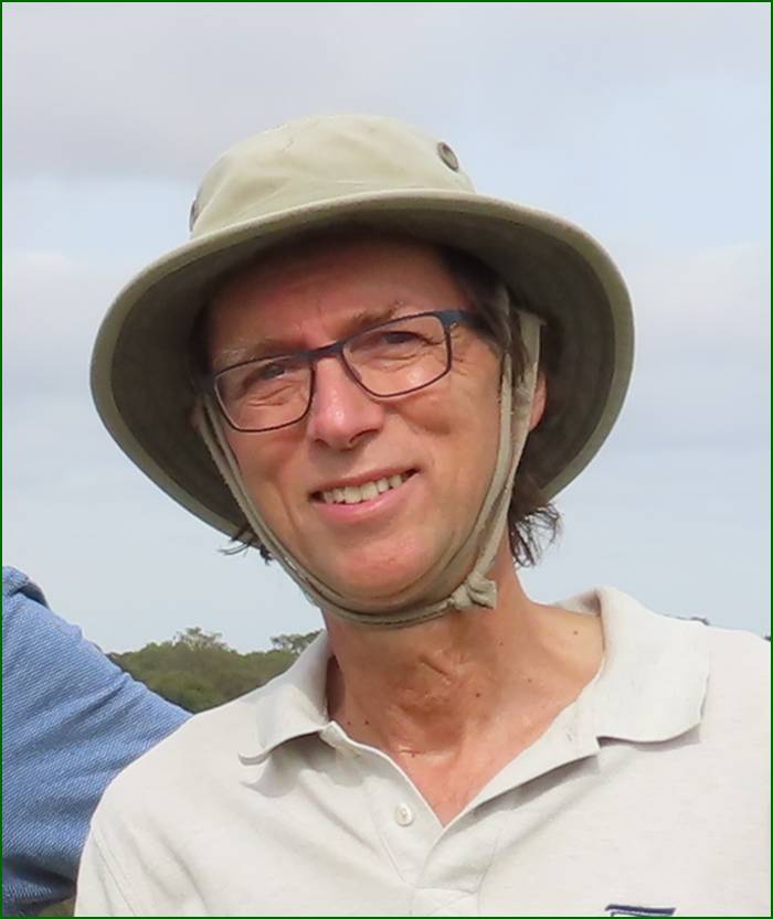 A person wearing a hat and glasses

AI-generated content may be incorrect.